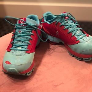 ON Cloudster Running Shoes